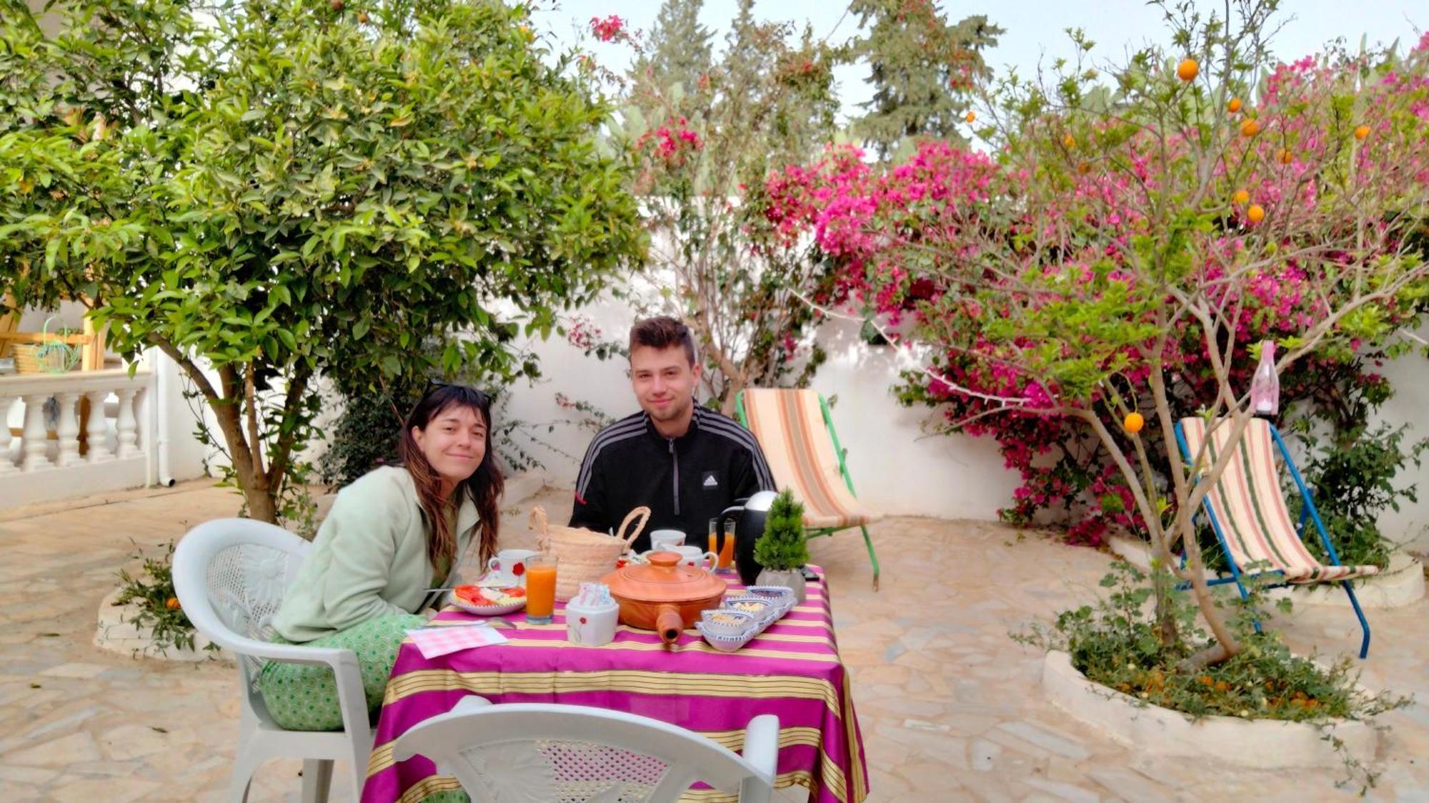 Henchir Ejdoud Guest House Kairouan Bagian luar foto