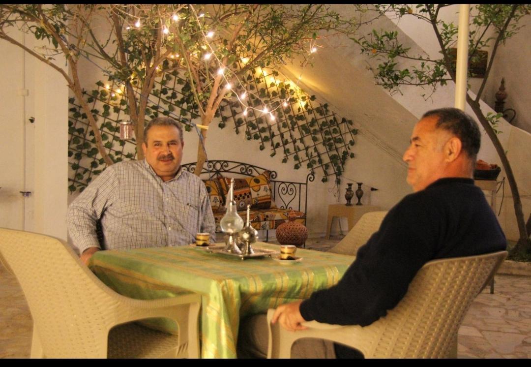 Henchir Ejdoud Guest House Kairouan Bagian luar foto